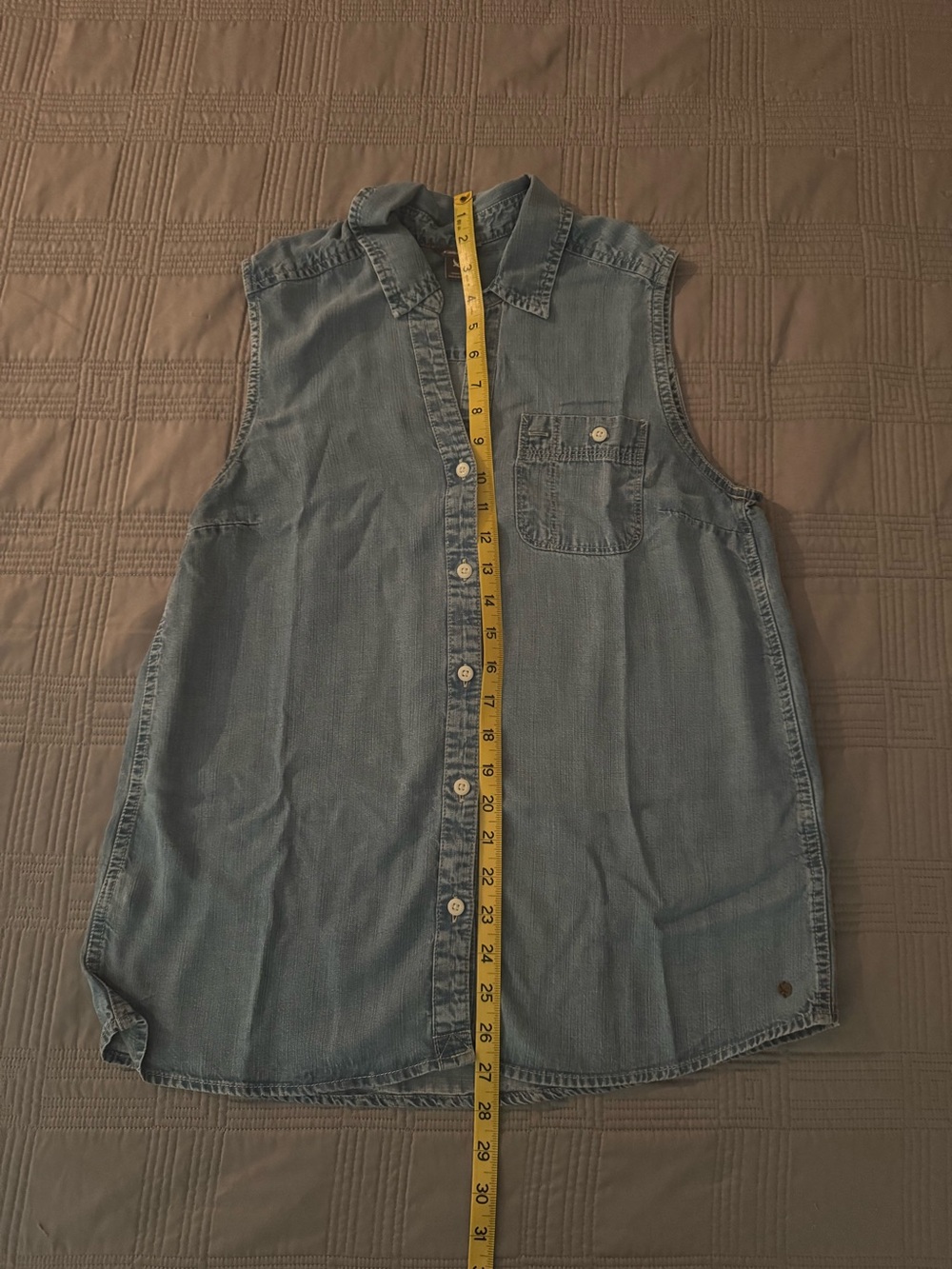 Eddie Bauer Sleeveless Button-Front Denim Shirt - Blue Medium - Picture 15 of 16
